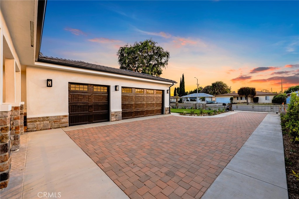 4840 Temple City Boulevard Property Photo 11