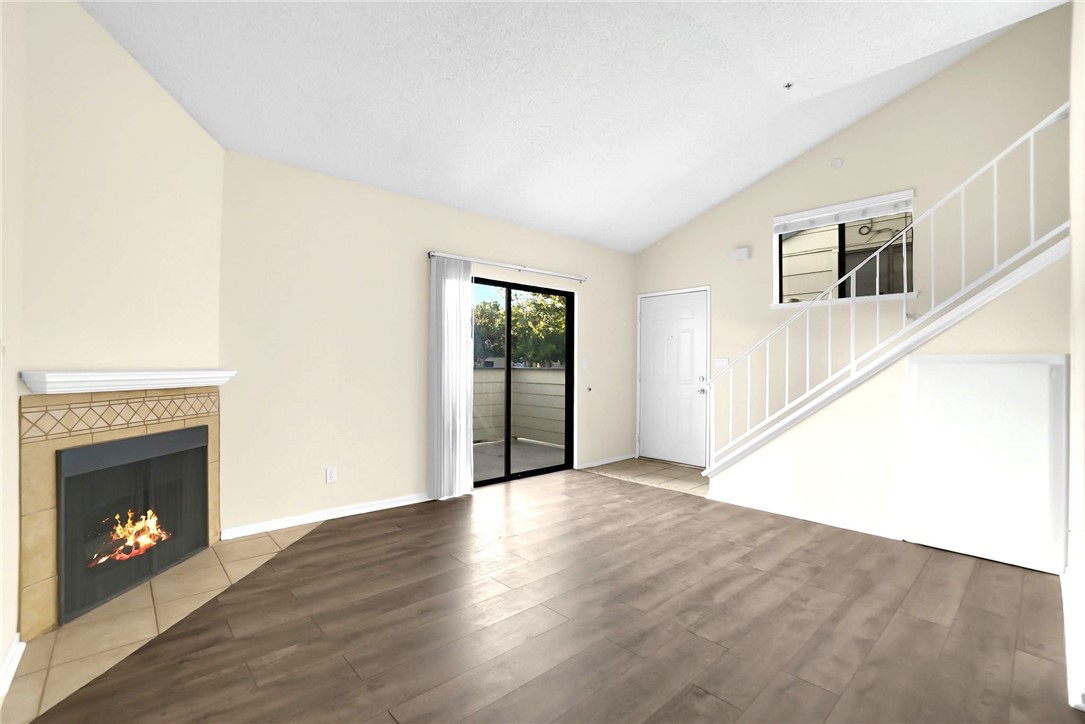 44544 15th E 11 Property Photo 5