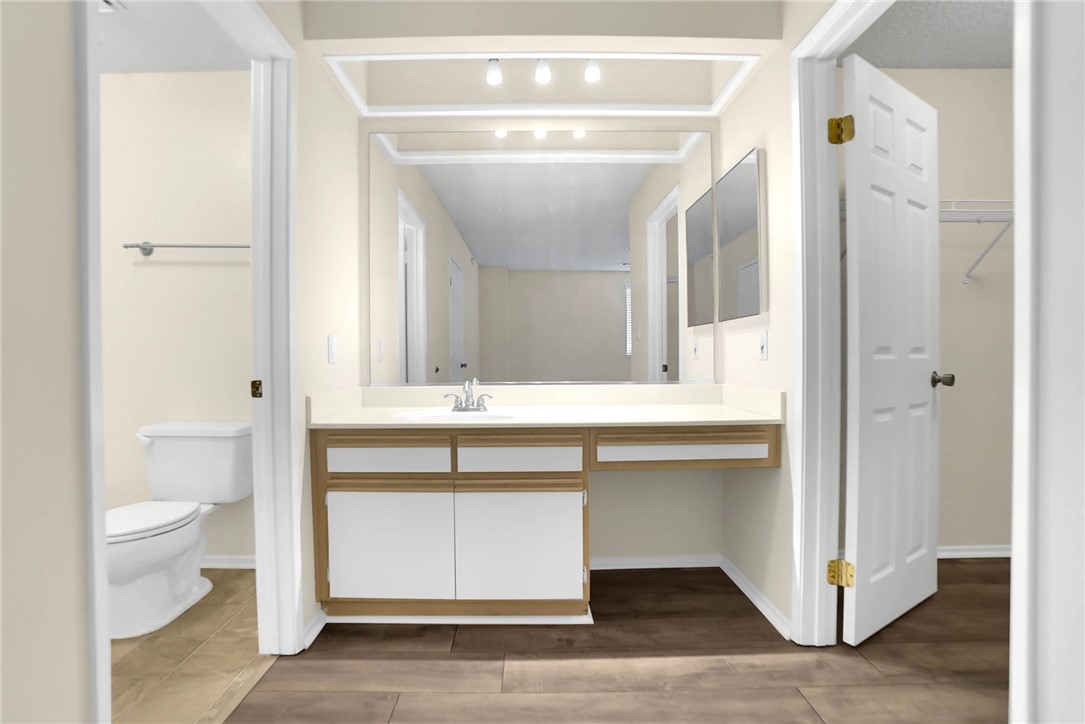 44544 15th E 11 Property Photo 17