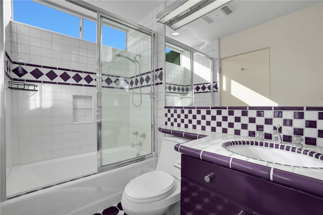 3016 Dona Susana Drive Property Photo 17