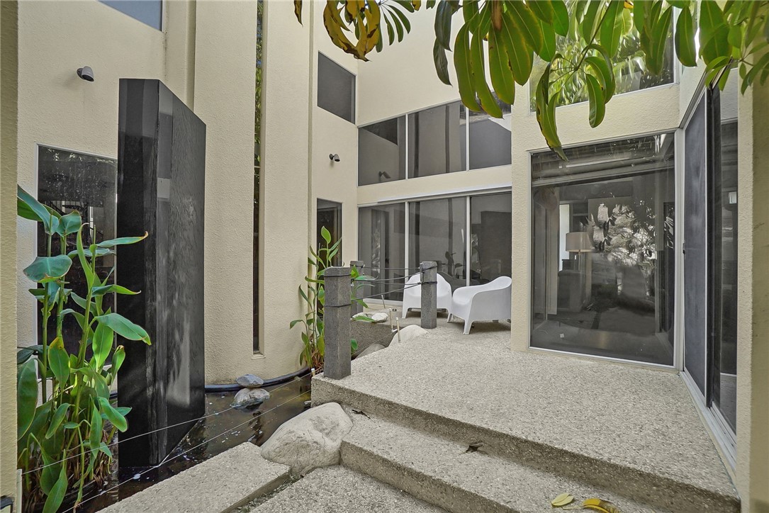 3016 Dona Susana Drive Property Photo 19