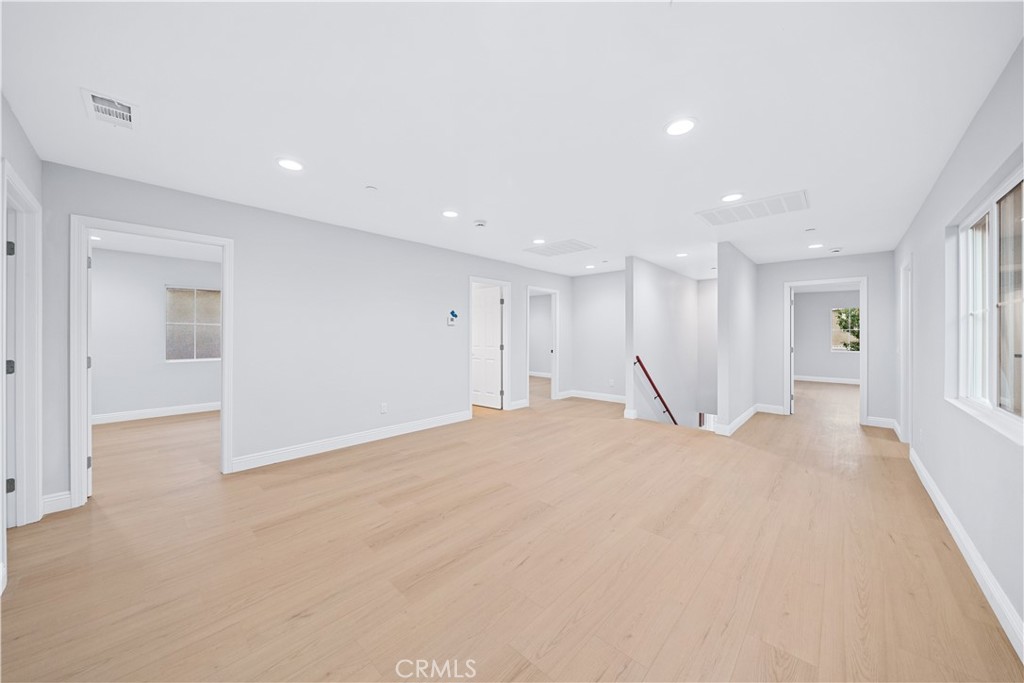 10877 Cameron Property Photo 11