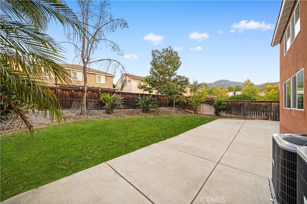 10877 Cameron Property Photo 22