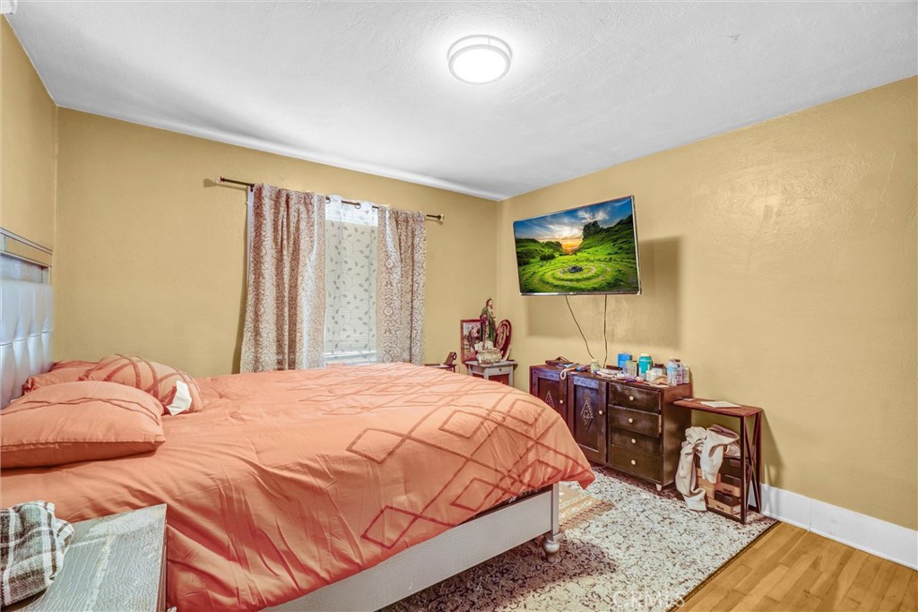 833 S Lemon Street Property Photo 12