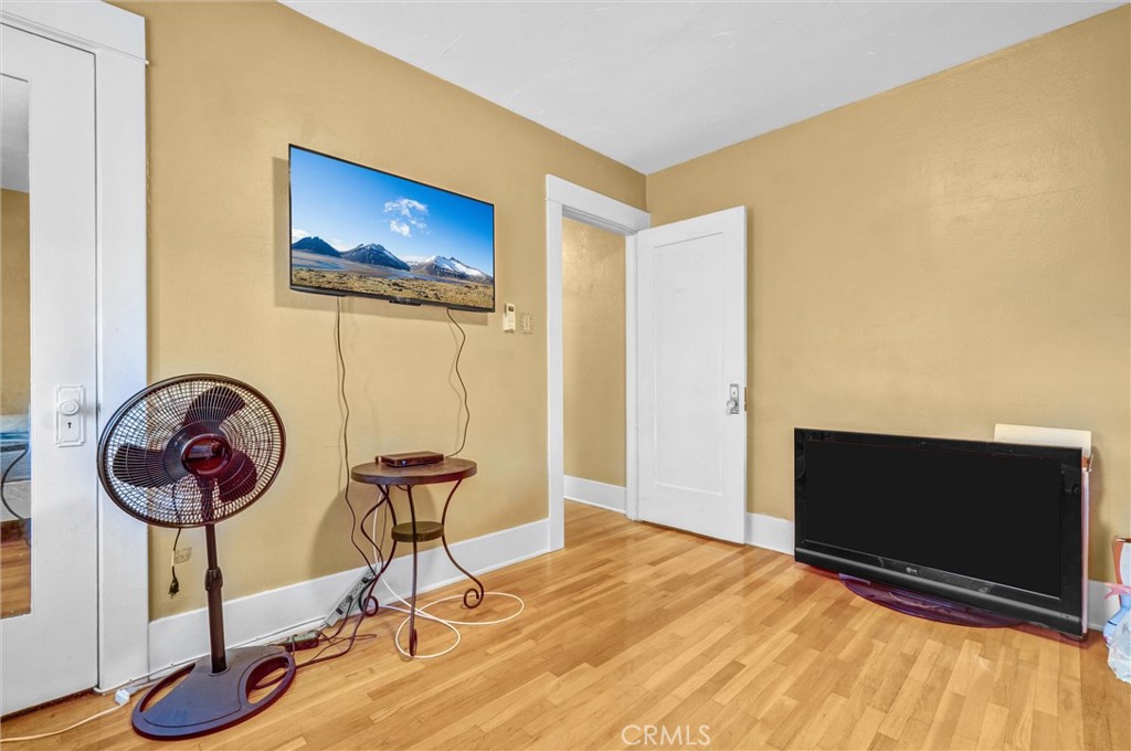 833 S Lemon Street Property Photo 15