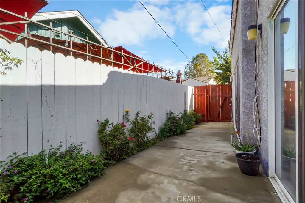 833 S Lemon Street Property Photo 28