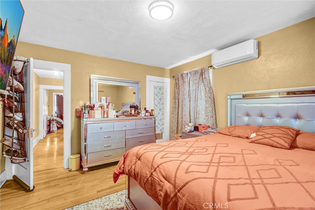 833 S Lemon Street Property Photo 11