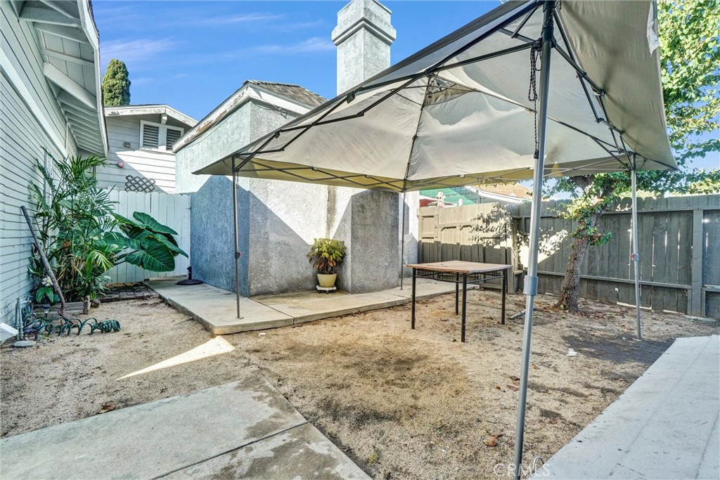 833 S Lemon Street Property Photo 23