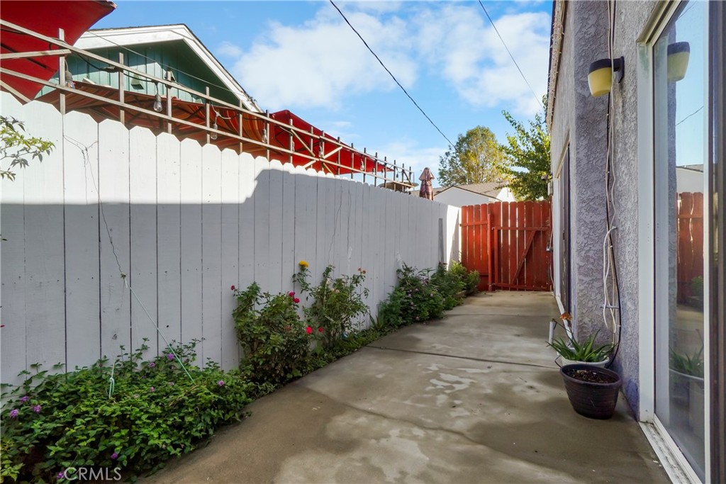 833 S Lemon Street Property Photo 28