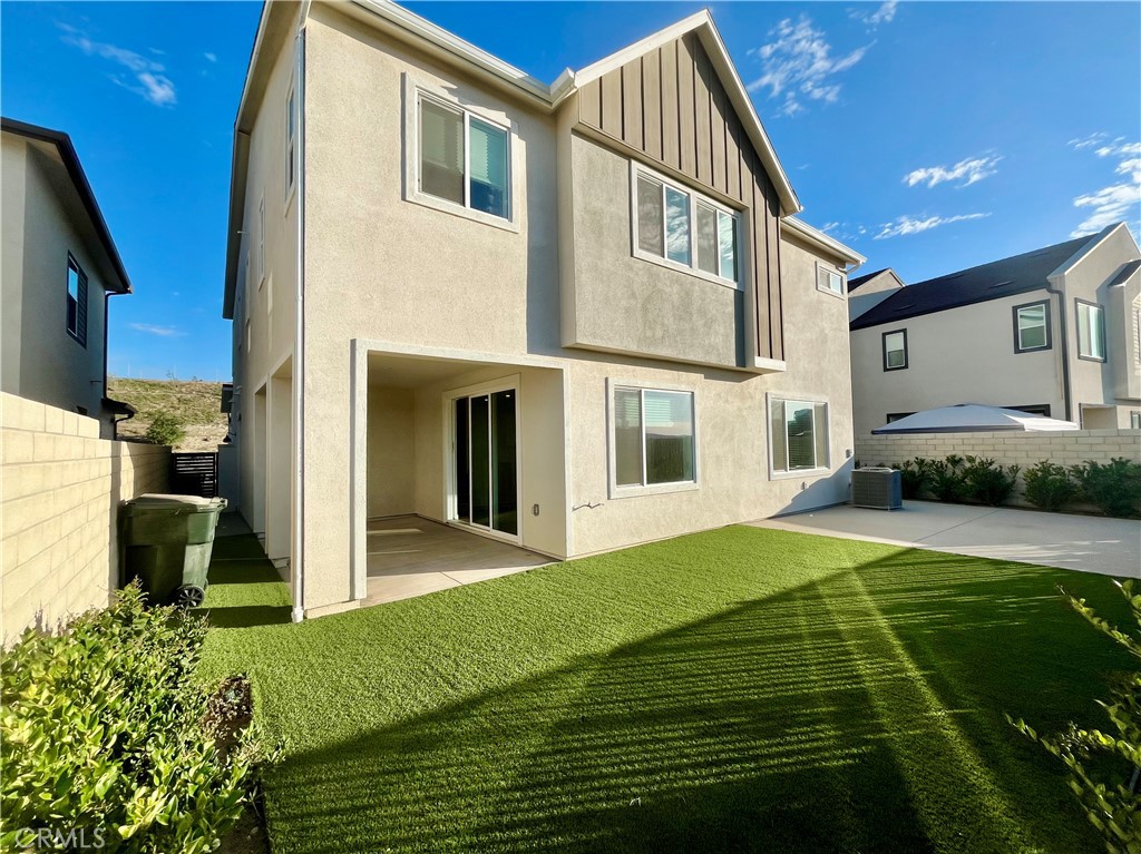 27237 Release Place Property Photo 2