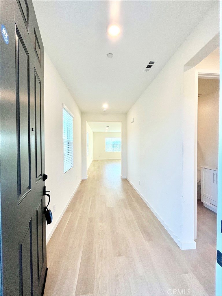 27237 Release Place Property Photo 4