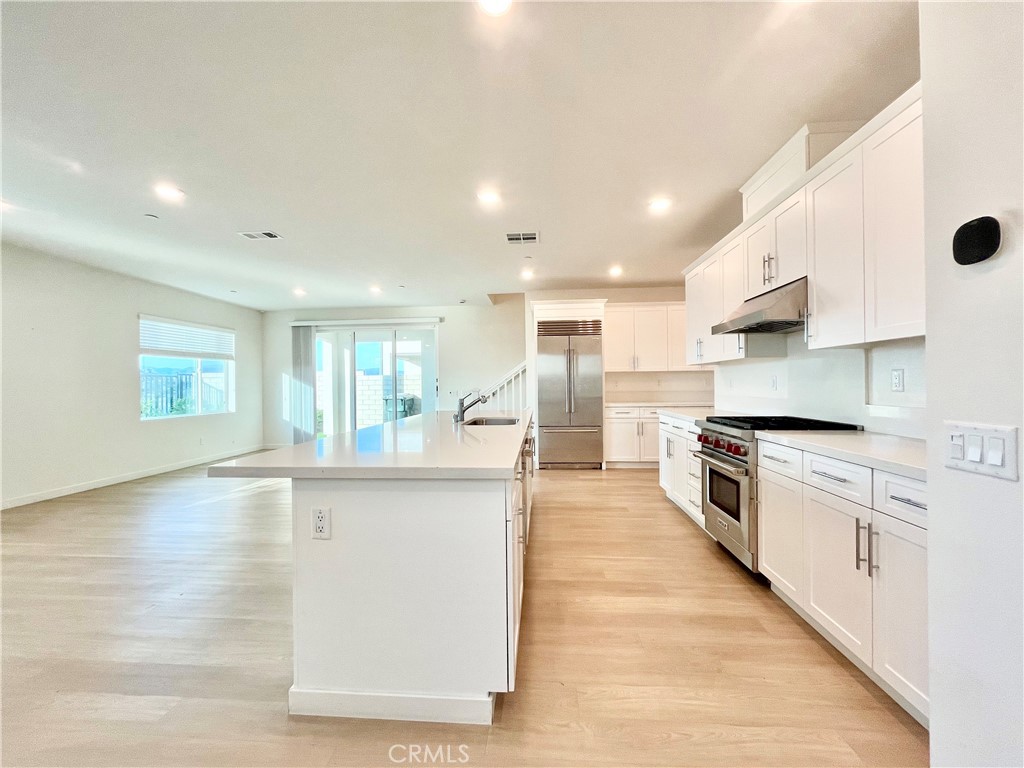 27237 Release Place Property Photo 6