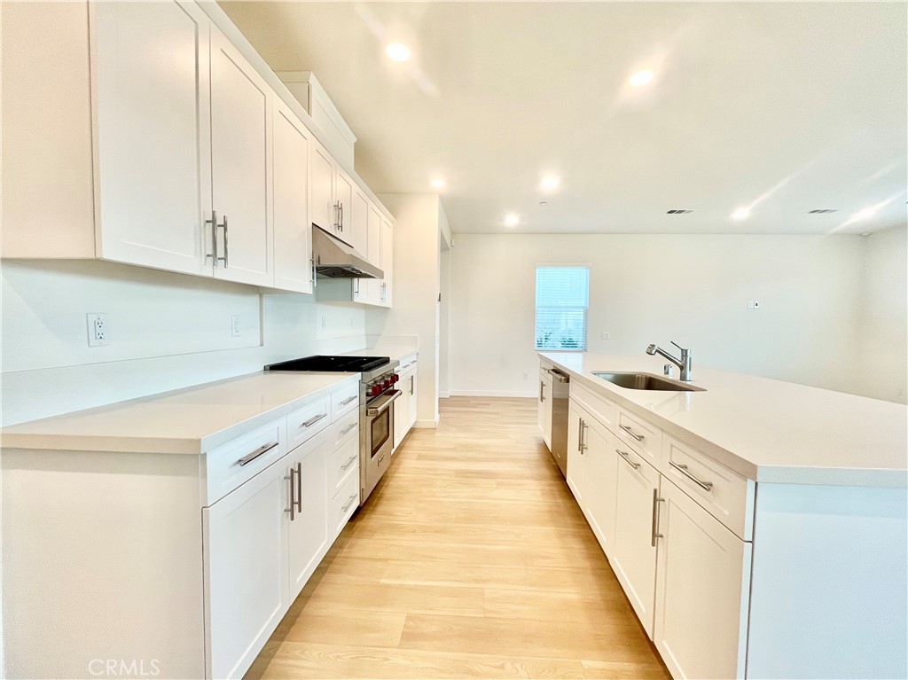 27237 Release Place Property Photo 7