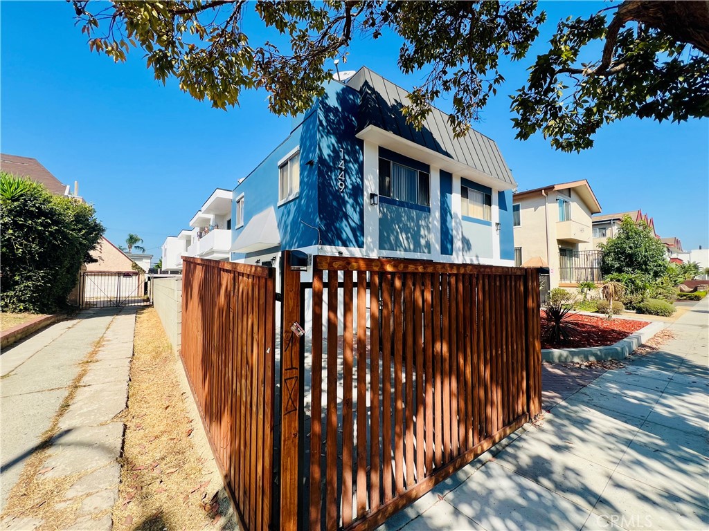 1449 S Point View Street Property Photo 3