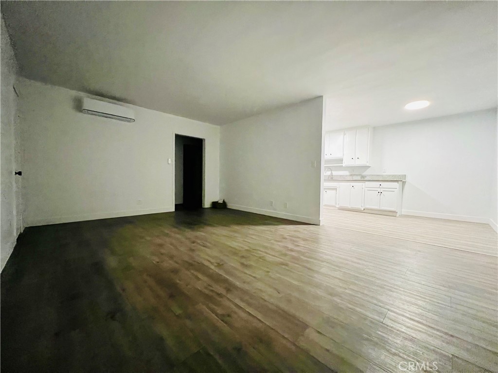 1449 S Point View Street Property Photo 9