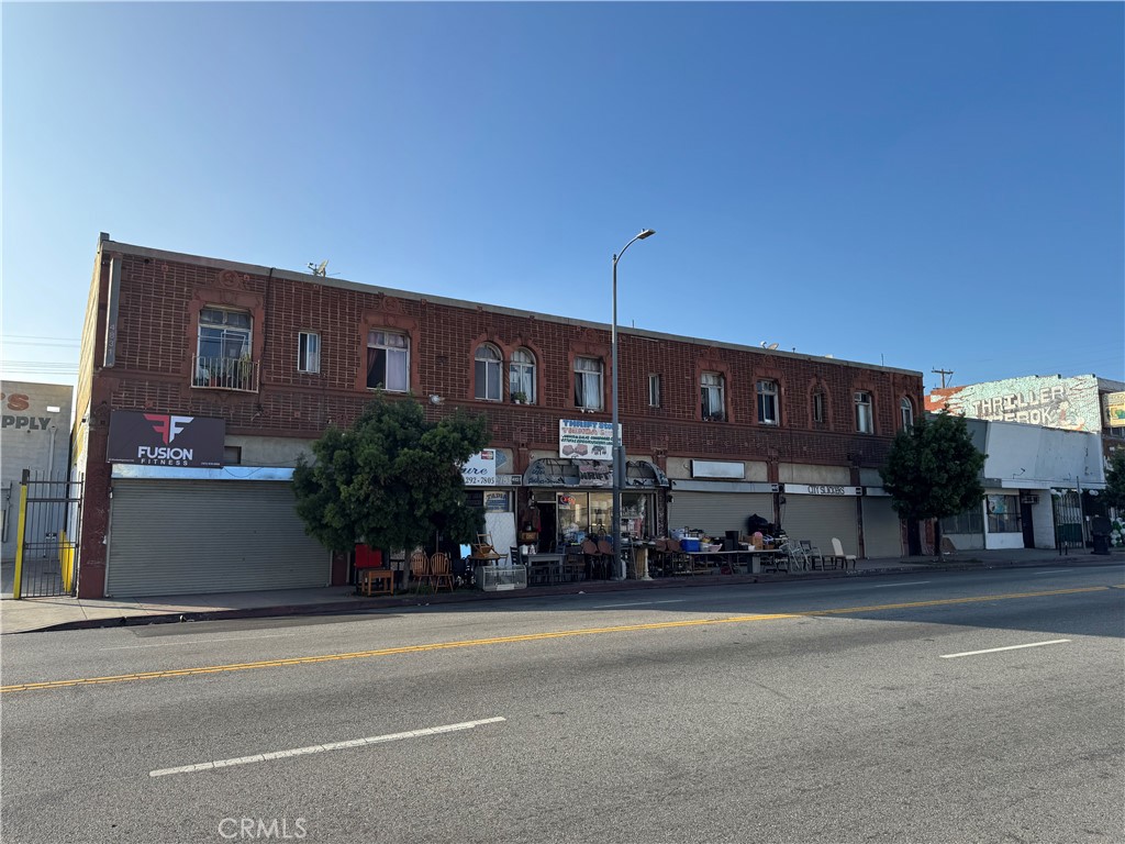 4813 S Western Property Photo 1