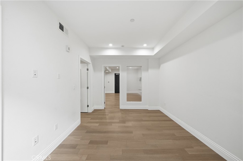 2939 Leeward Avenue 311 Property Photo 8