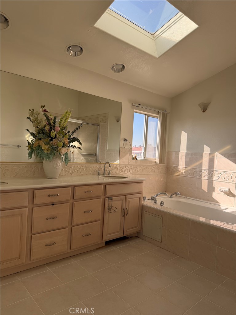 3135 Bartlett Property Photo 6