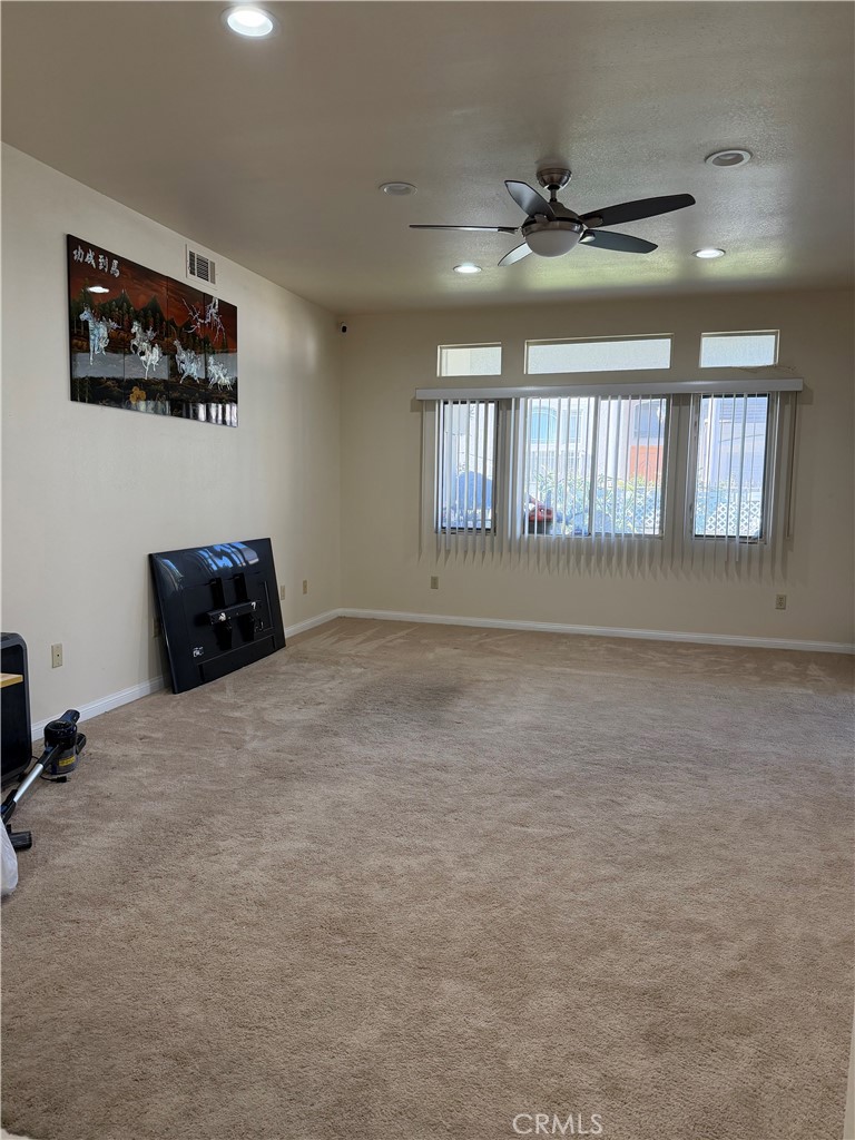 3135 Bartlett Property Photo 21