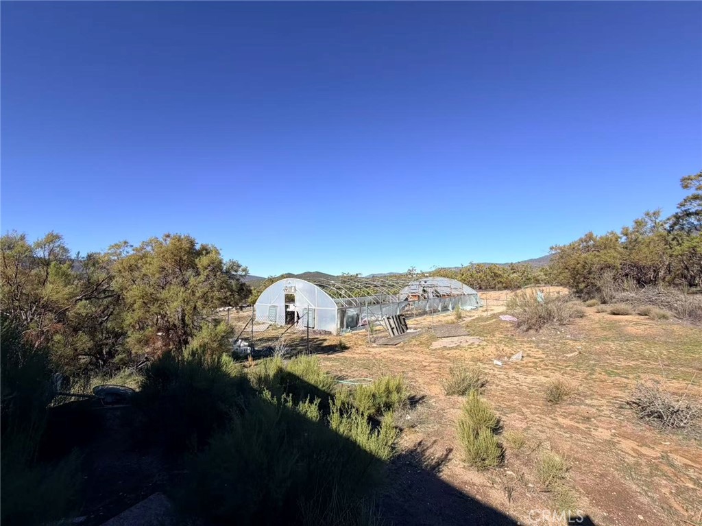 0 Glenda Property Photo 4