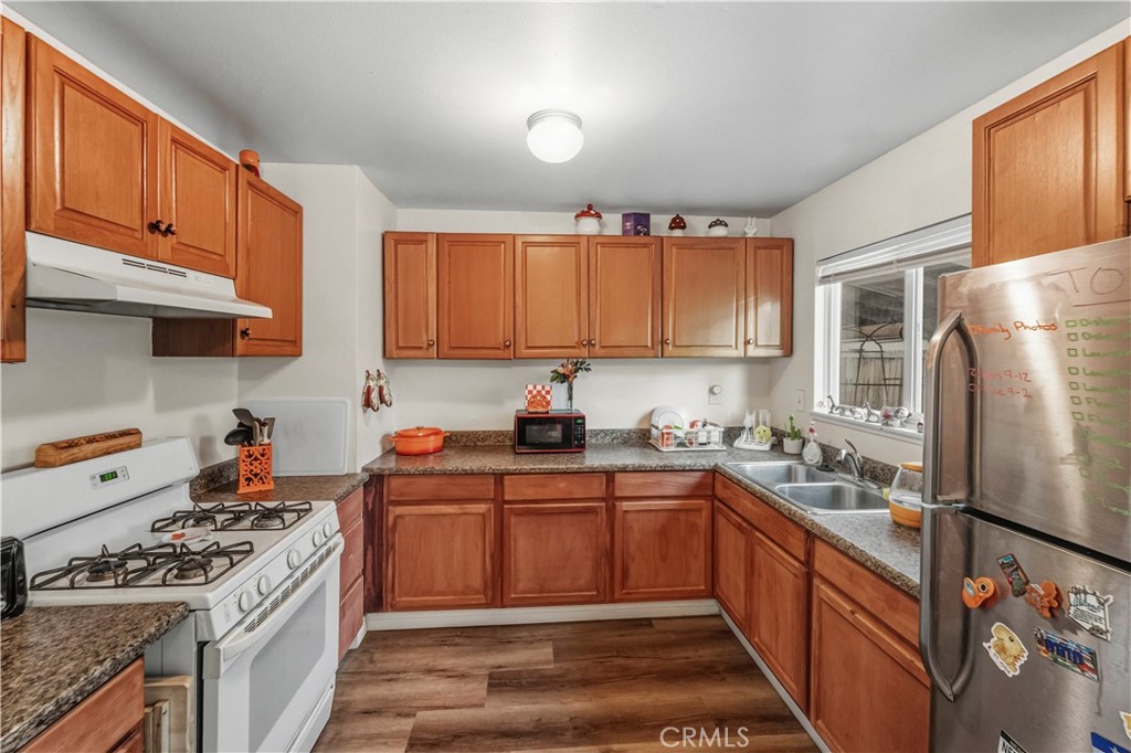 1820 Calico Property Photo 7