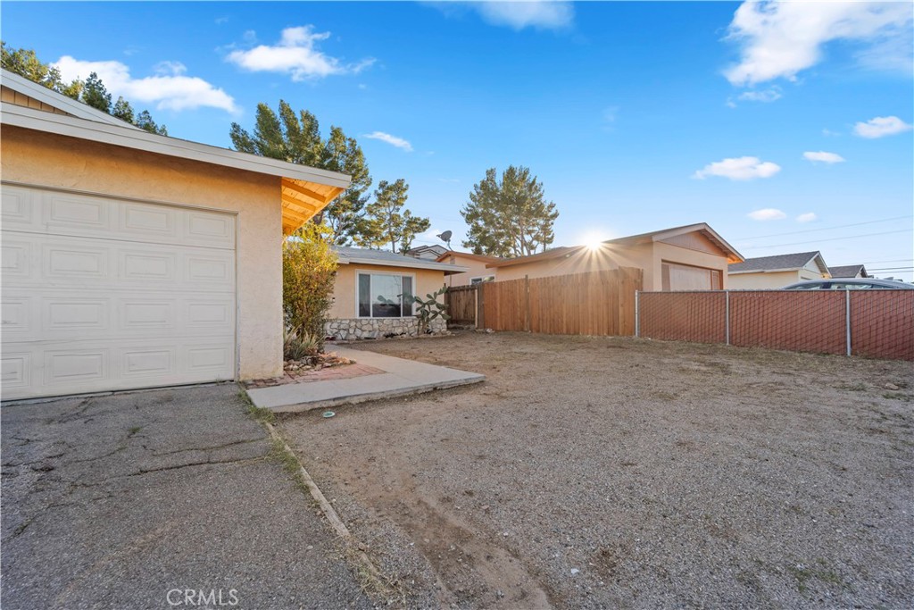 1820 Calico Property Photo 24