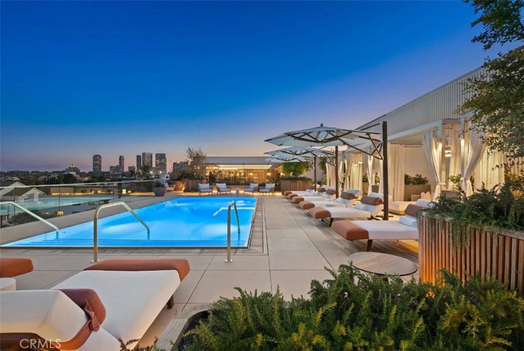 9200 Wilshire 304w Property Photo 5