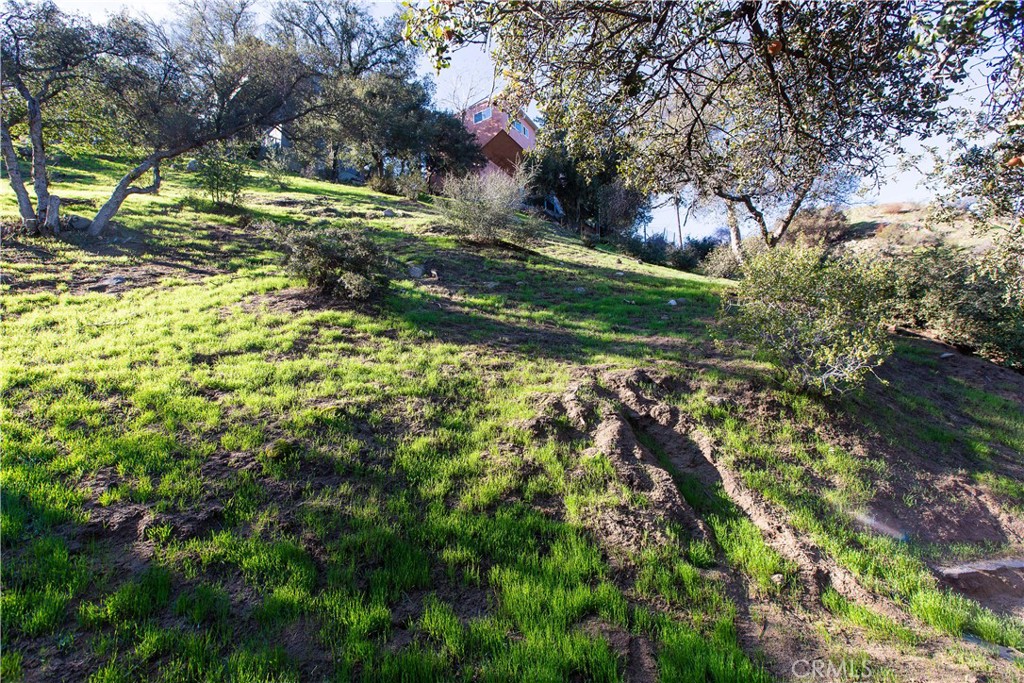 0 Undefined Property Photo 5