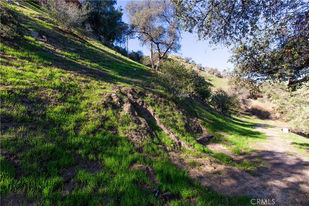 0 Undefined Property Photo 7