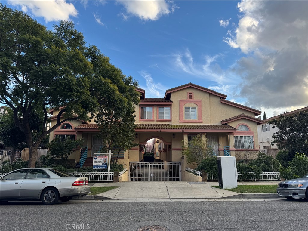 106 E Commonwealth Avenue B Property Photo 1