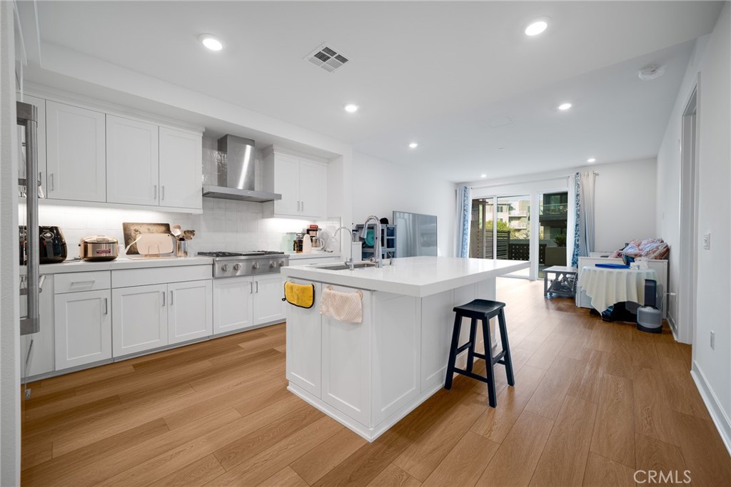 2202 Rivington Property Photo 1