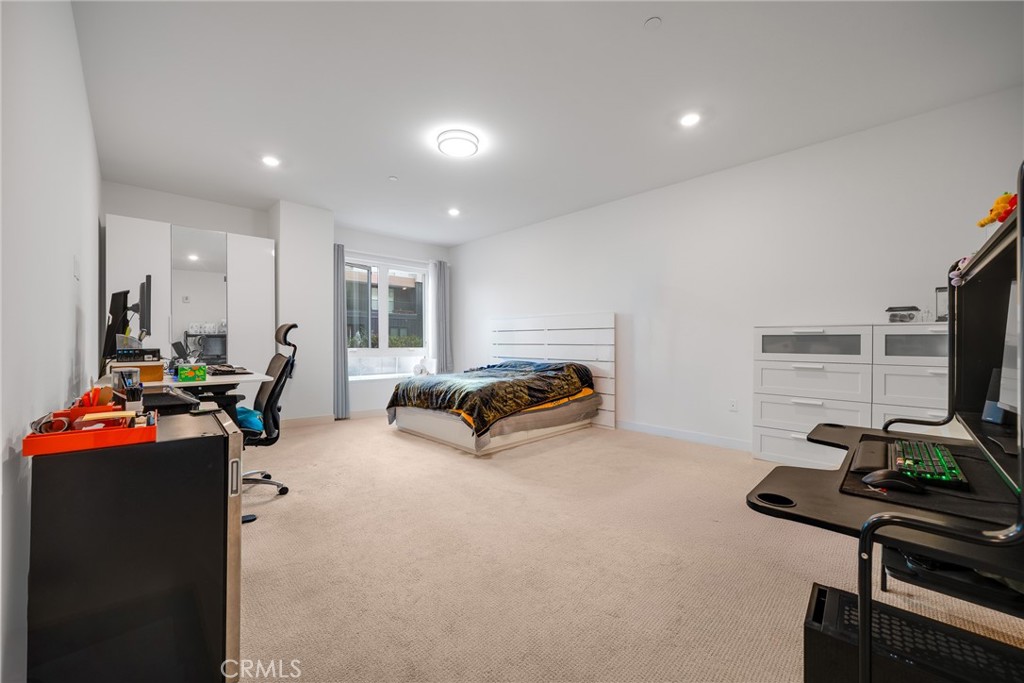 2202 Rivington Property Photo 10