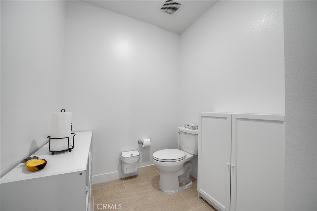 2202 Rivington Property Photo 13