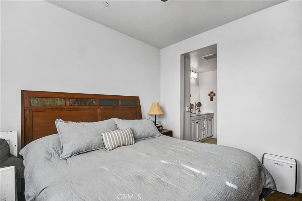 827 E Promenade E Property Photo 18