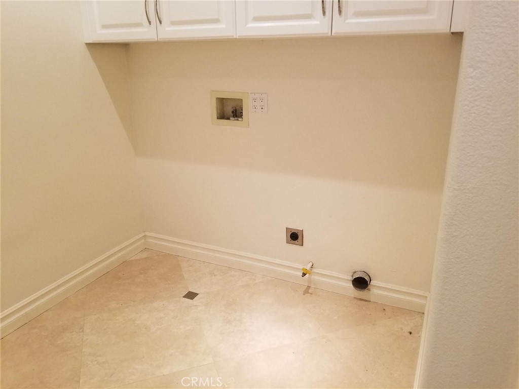 1568 Greens Drive Property Photo 14