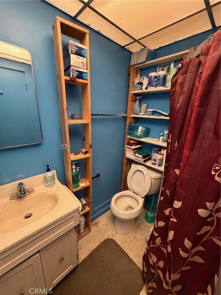 777 E Valley 10 Property Photo 6