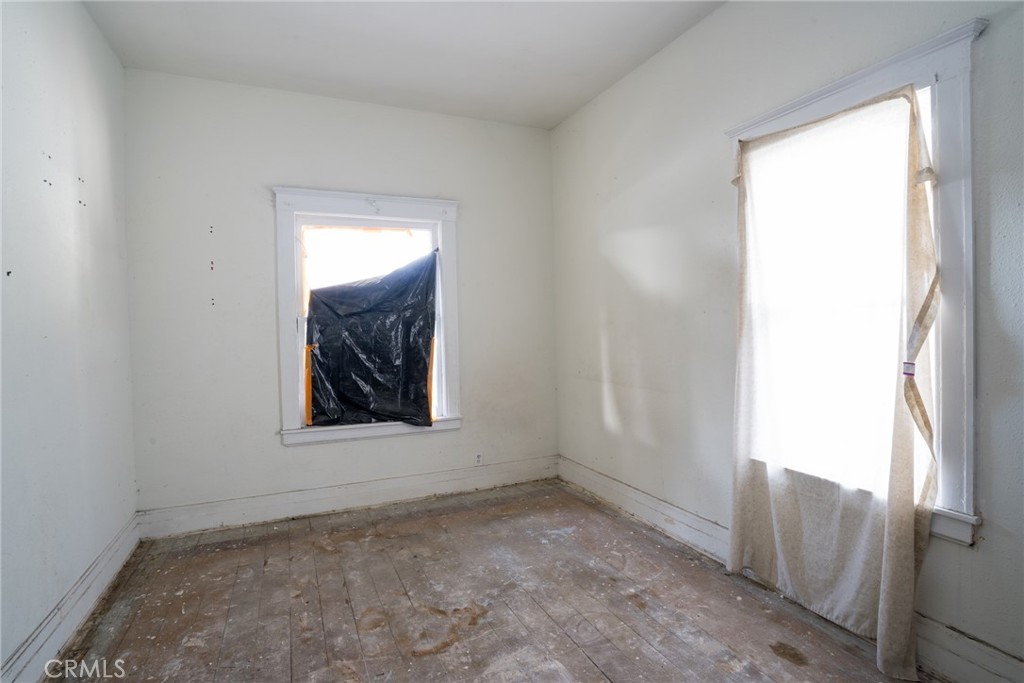 2126 Daly Property Photo 7
