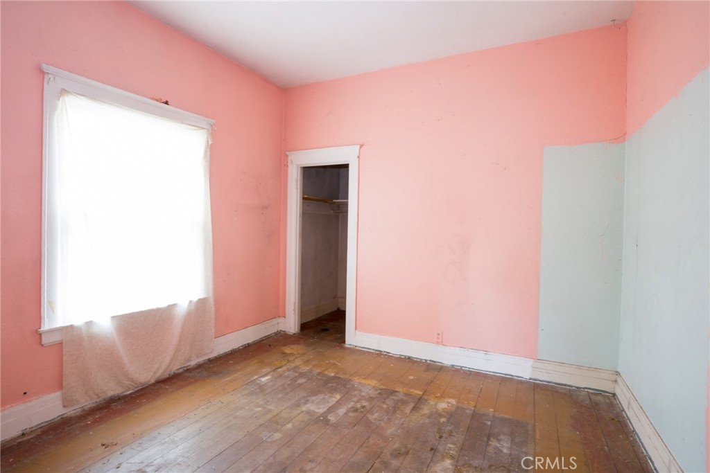 2126 Daly Property Photo 8