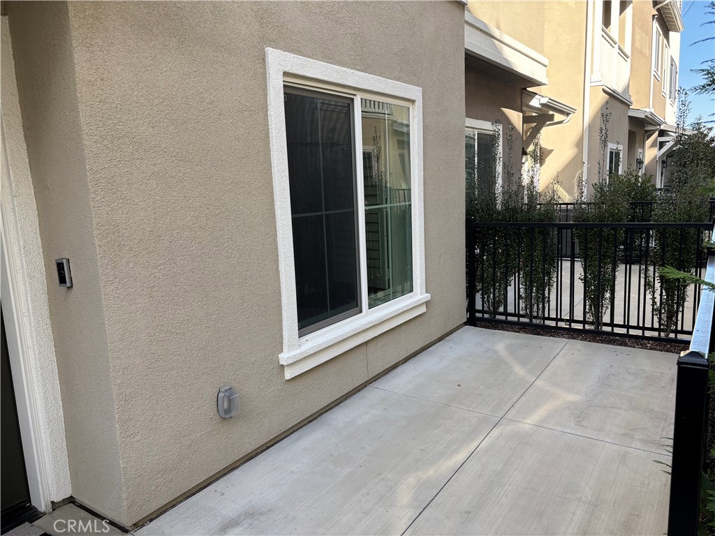 1395 Reliance Property Photo 3