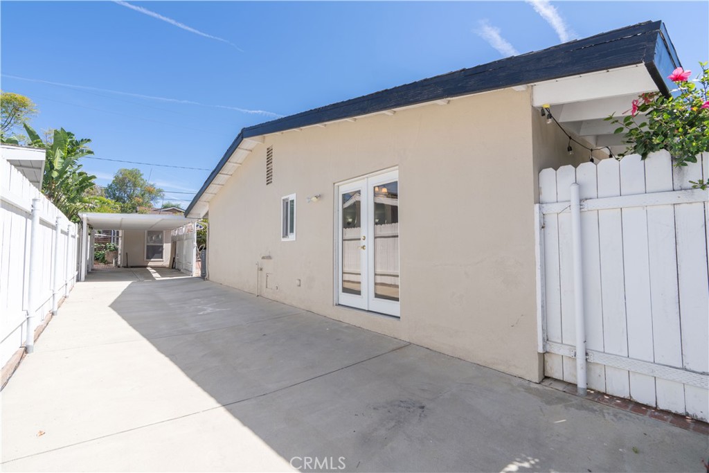 1229 Coventry Drive Property Photo 5