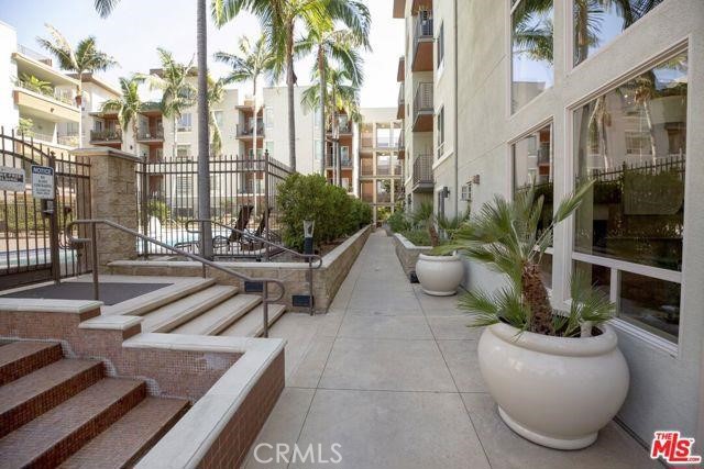 100 S Alameda 159 Property Photo 10