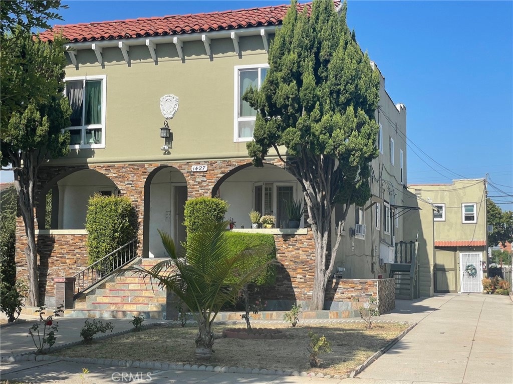 1427 S Chapel Avenue 2 Property Photo 1
