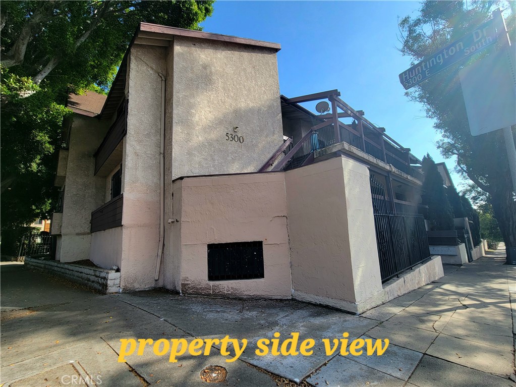 5300 Huntington S Property Photo 3