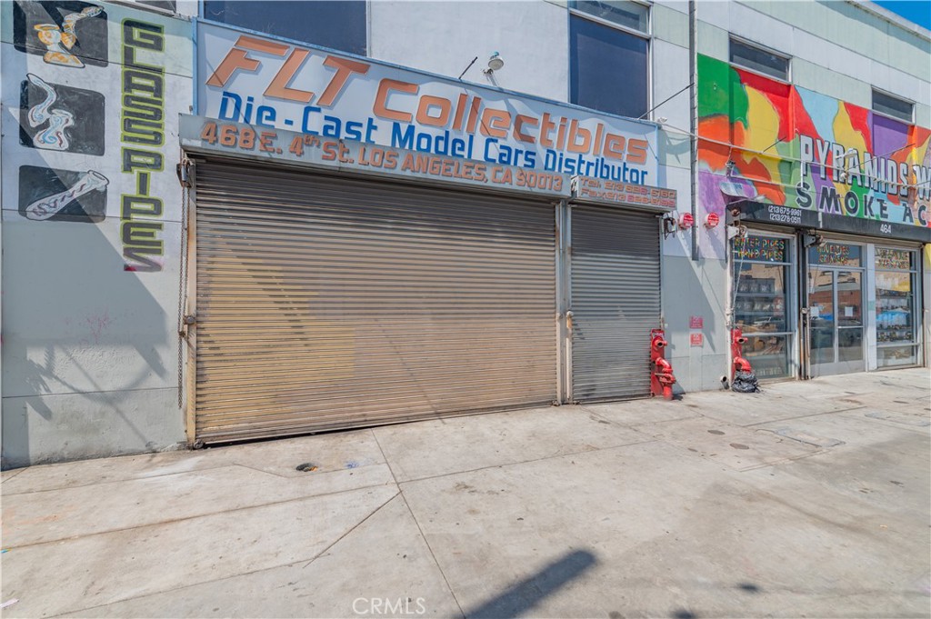 472 E 4th Street Property Photo 4