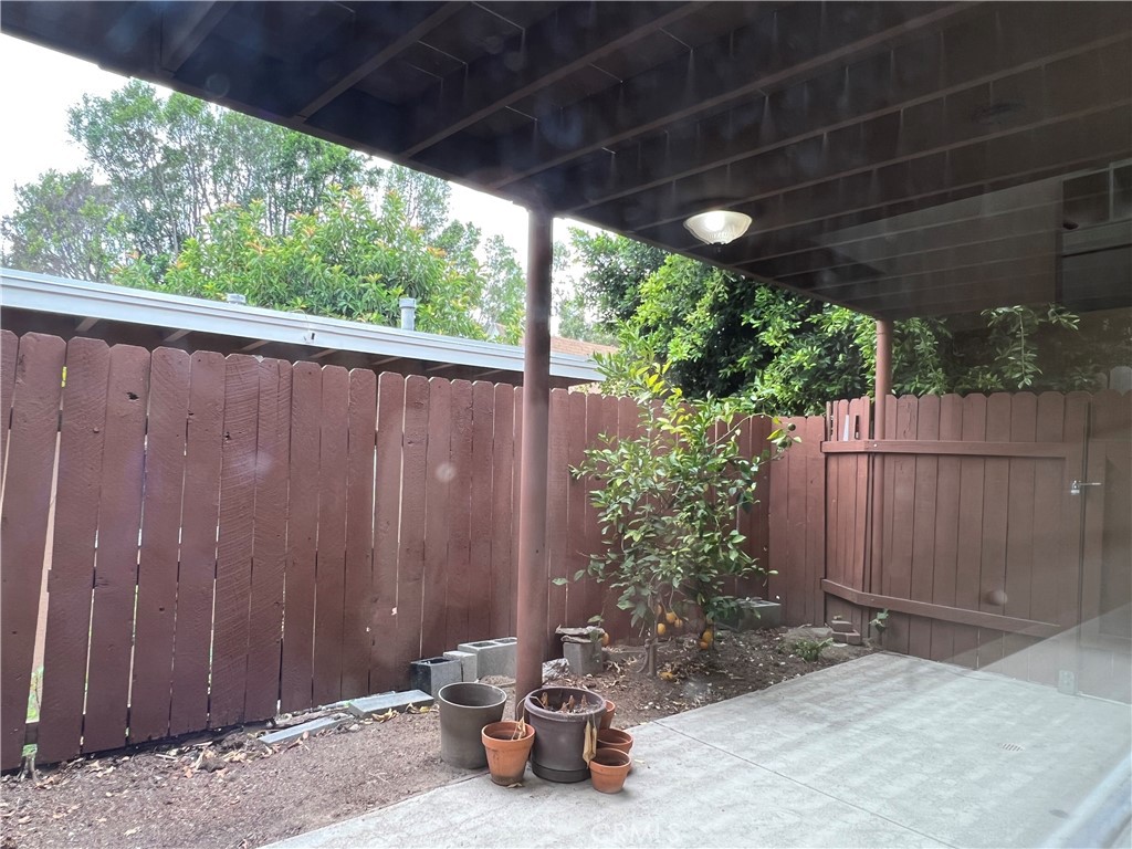 3107 Hollycrest Property Photo 2