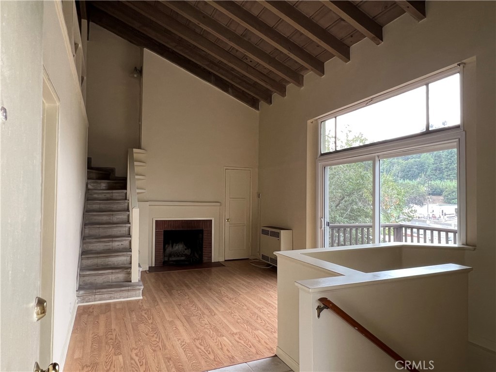 3107 Hollycrest Property Photo 4