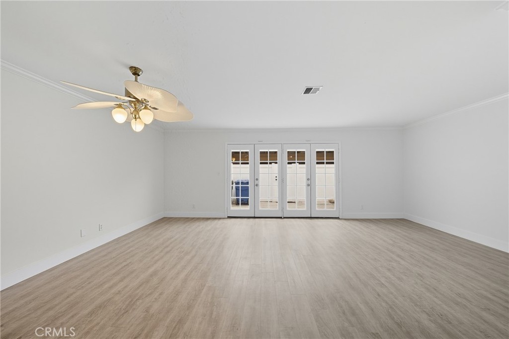 644 E Lee Place Property Photo 7