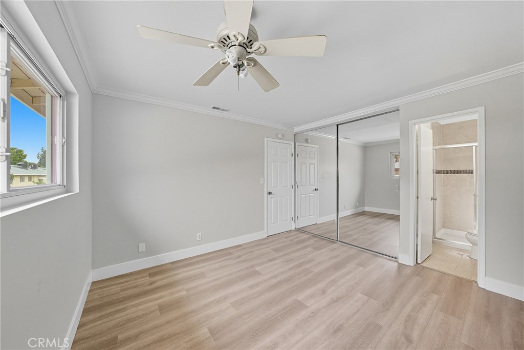 644 E Lee Place Property Photo 14