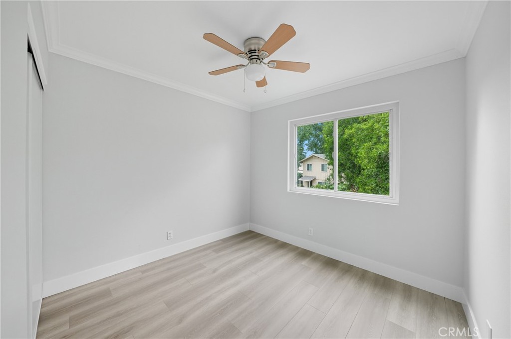 644 E Lee Place Property Photo 17