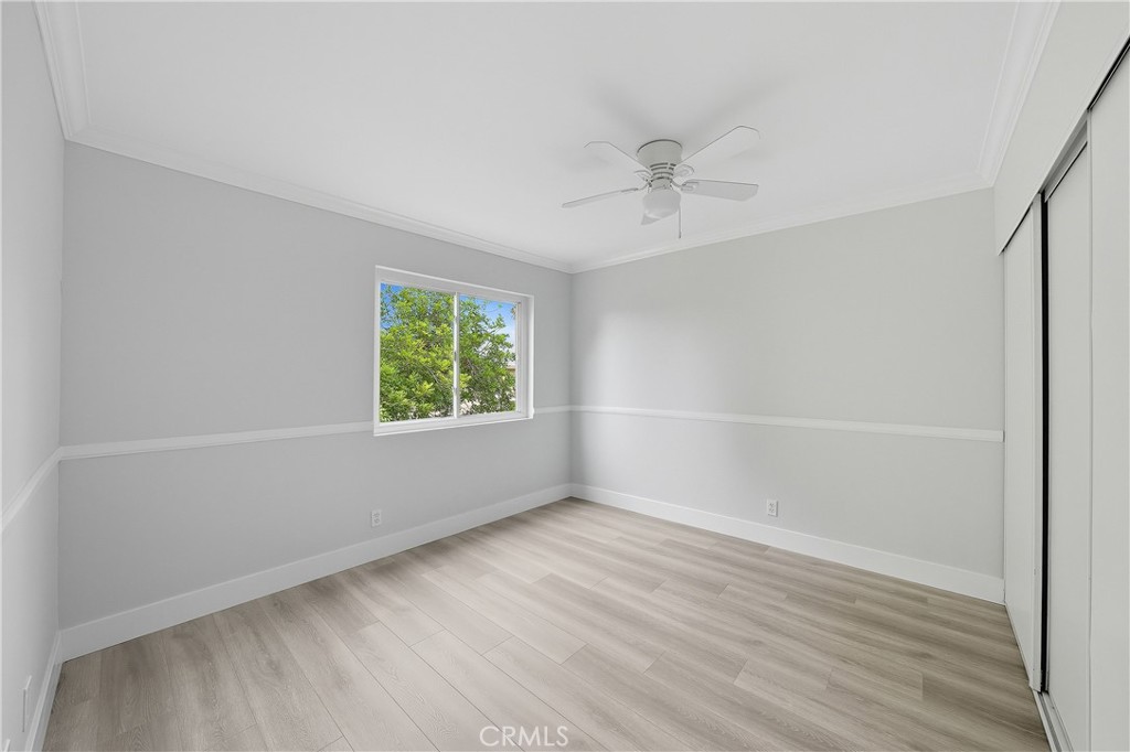 644 E Lee Place Property Photo 18